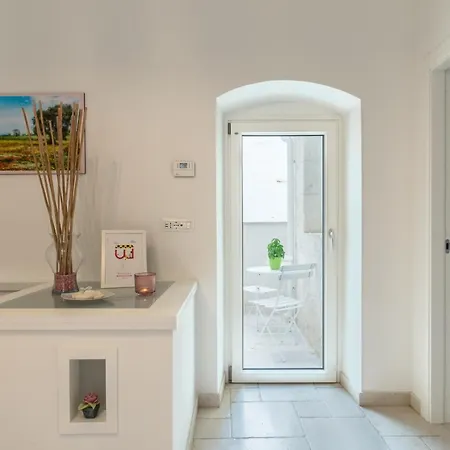 Apartment Casetta Biancapietra By Wonderful Italy